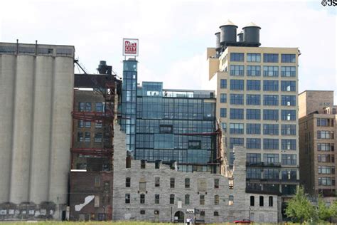 Mill City Museum Tarihi Bir Fabrikada Yeniden Canlanmış Bir Merkez: Minneapolis'in Sanayisini Keşfedin!