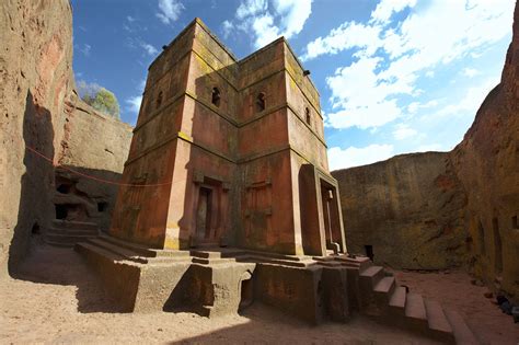  Fascinating Rock-Hewn Churches of Lalibela: Unearthing Ancient Ethiopian History and Spiritual Devotion!