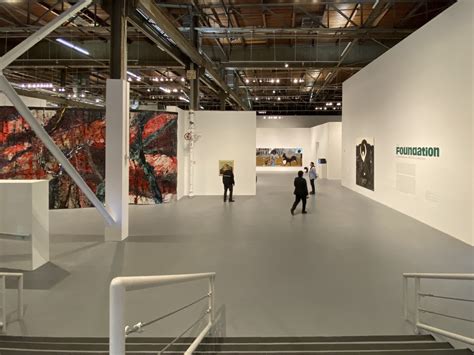 Geffen Contemporary at MOCA: Çağdaş Sanatın Kalbinde Bir Yolculuk!